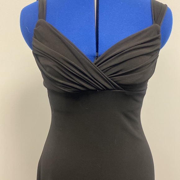 LBD - Picture 2 of 5